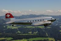 Douglas DC3 Swissair Luftbilder air to air 